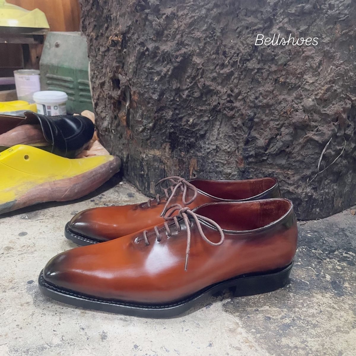 Tan whole-cut oxford, hand-burnished
